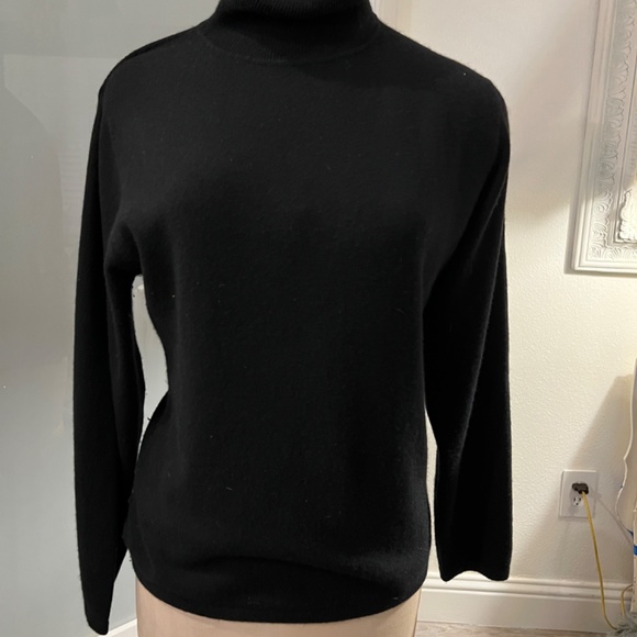 Cashmere sweater - Picture 2 of 2